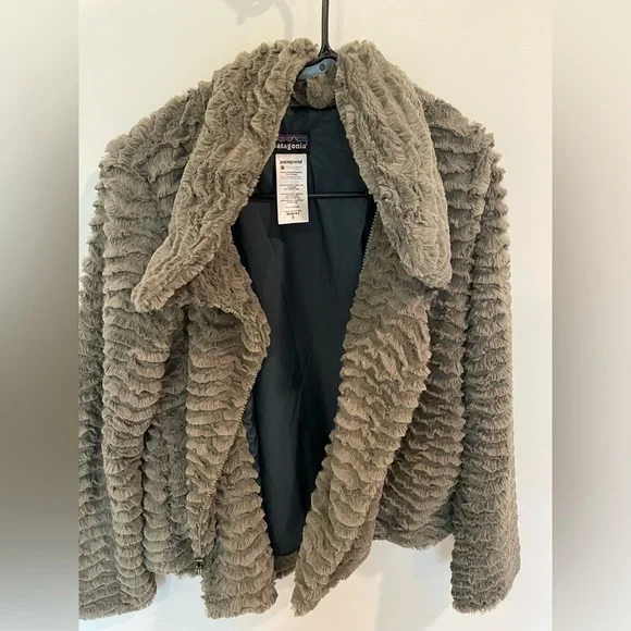 Patagonia Green Pelage Faux Fur Jacket - Picture 5 of 8